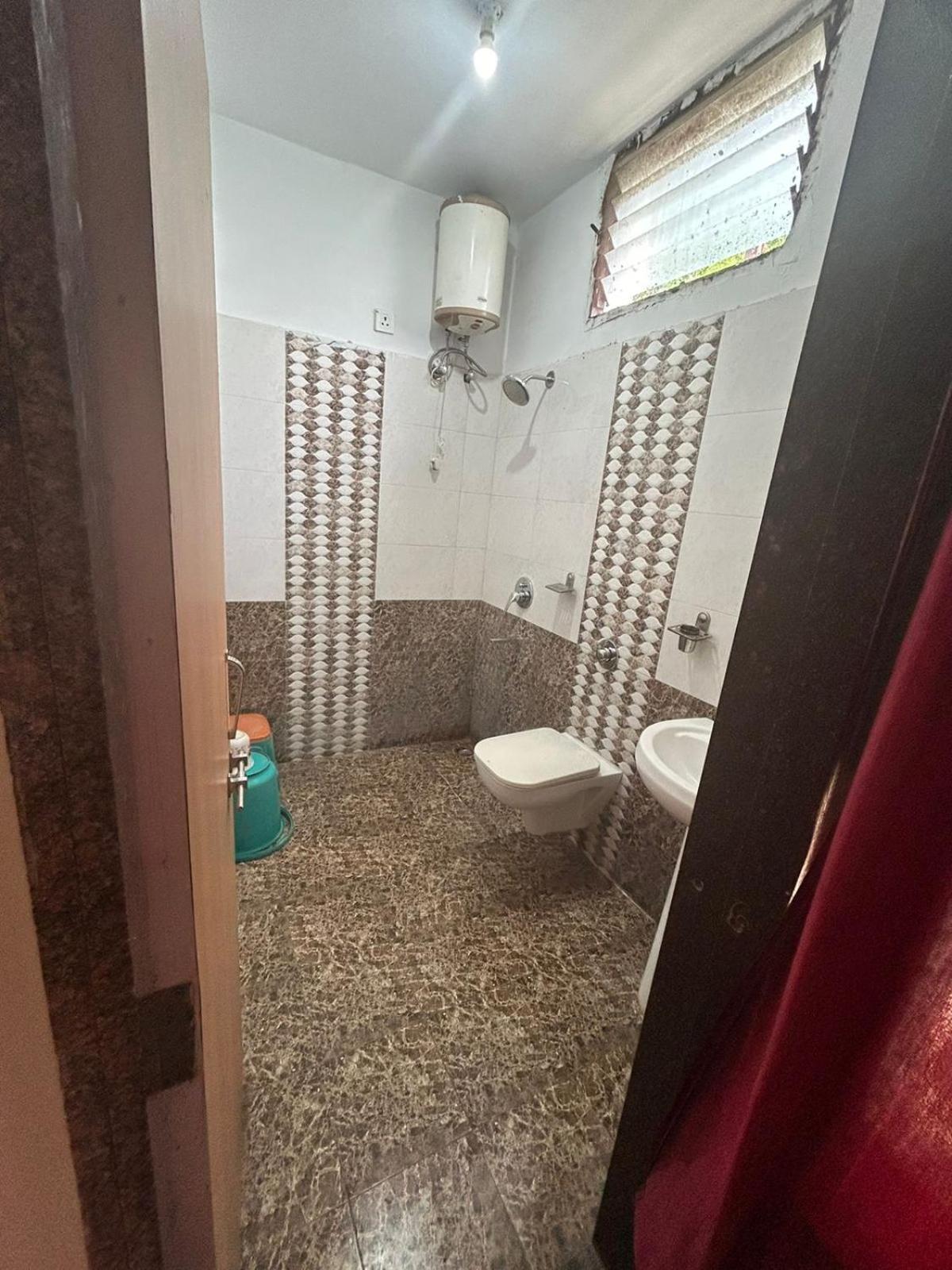 Hotel Tawa Plaza Itarsi Екстер'єр фото